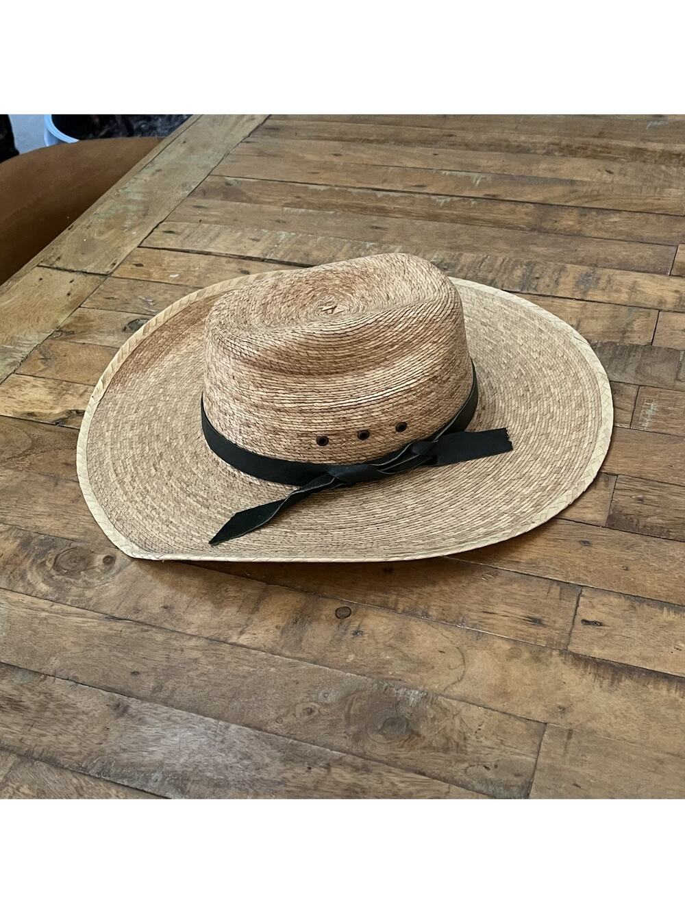 VTG Fast Lane Rodeo Western Straw Hat 3.5 Inch Brim Black Leather Band